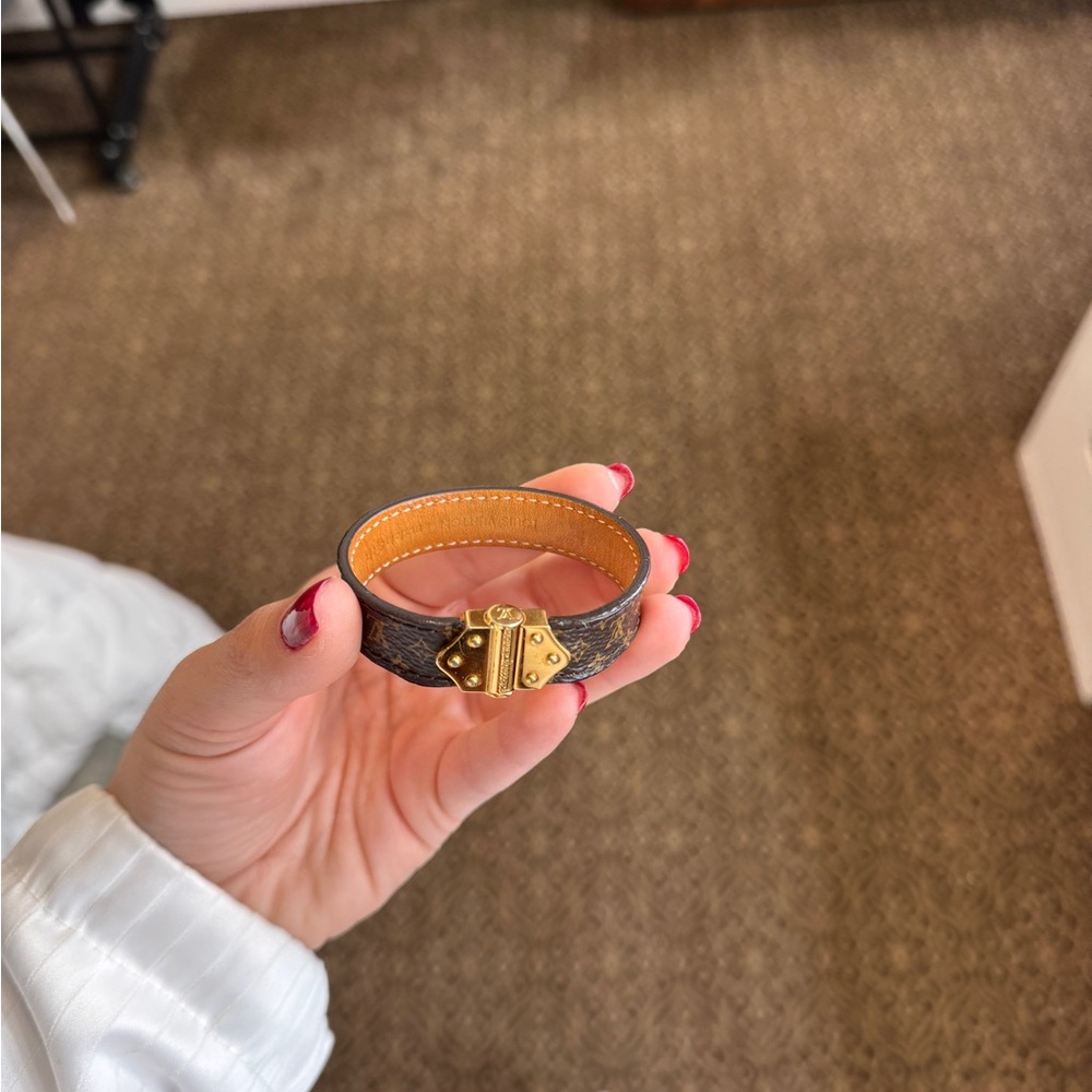 Louis Vuitton Bracelet - Picture 3 of 8
